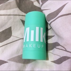 MILK MAKEUP matcha detoxifying face mask